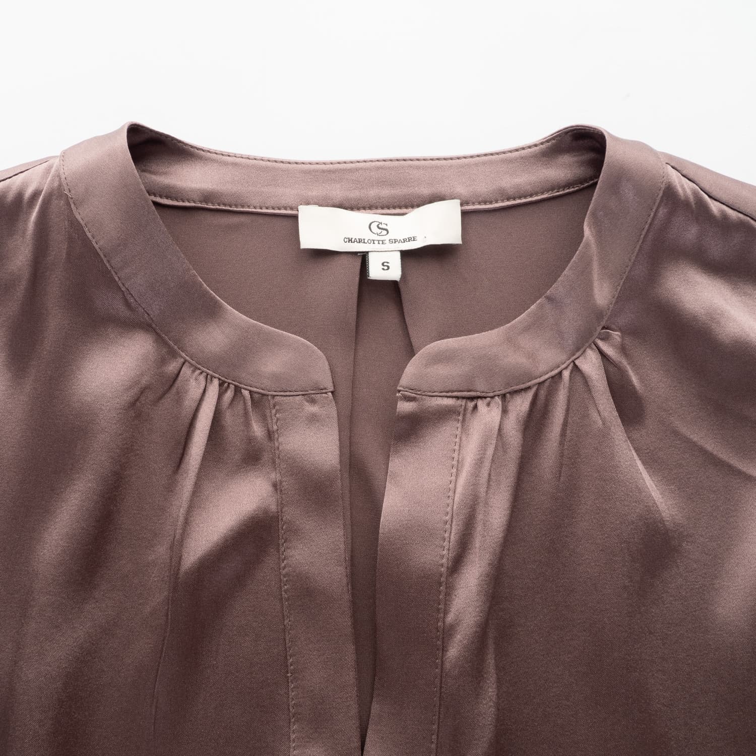 charlotte-sparre-3207-oui-shirt-dark-taupe-2-von-4